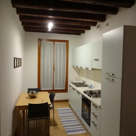 Aparthotel Barche House *
